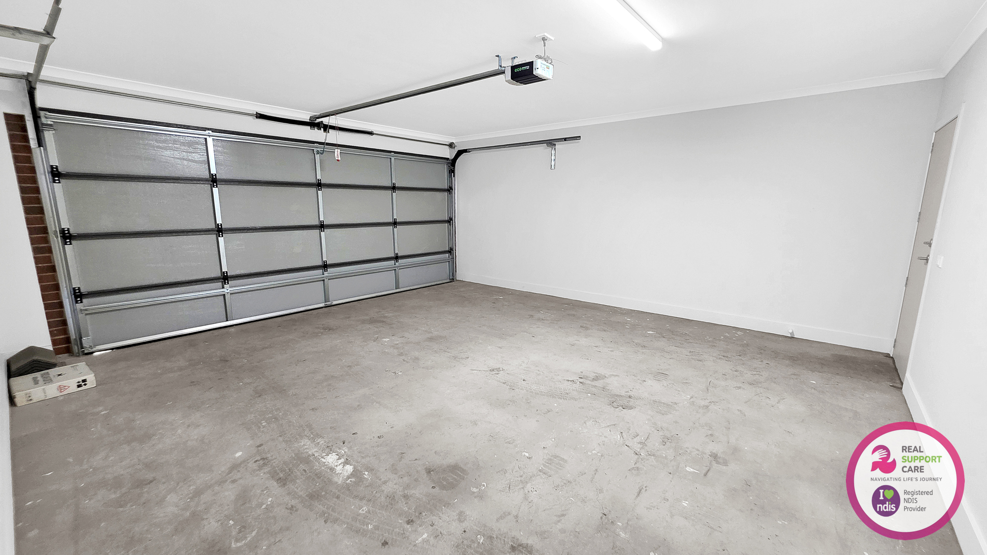 CLYDE NORTH - BRAND NEW IMPROVED LIVEABILITY HOME - 4 PARTICIPANTS — Home image 5