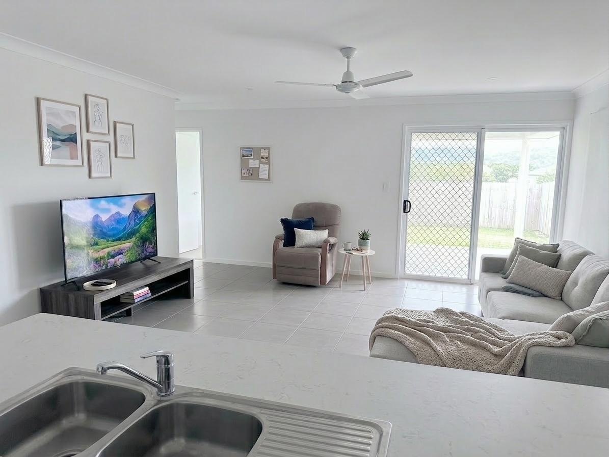 Vibrant SIL household in Atherton — Home image 4