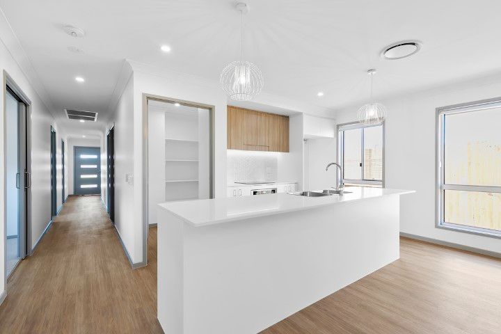 3 BR IL Home with OOA Room – Narangba — Home image 3