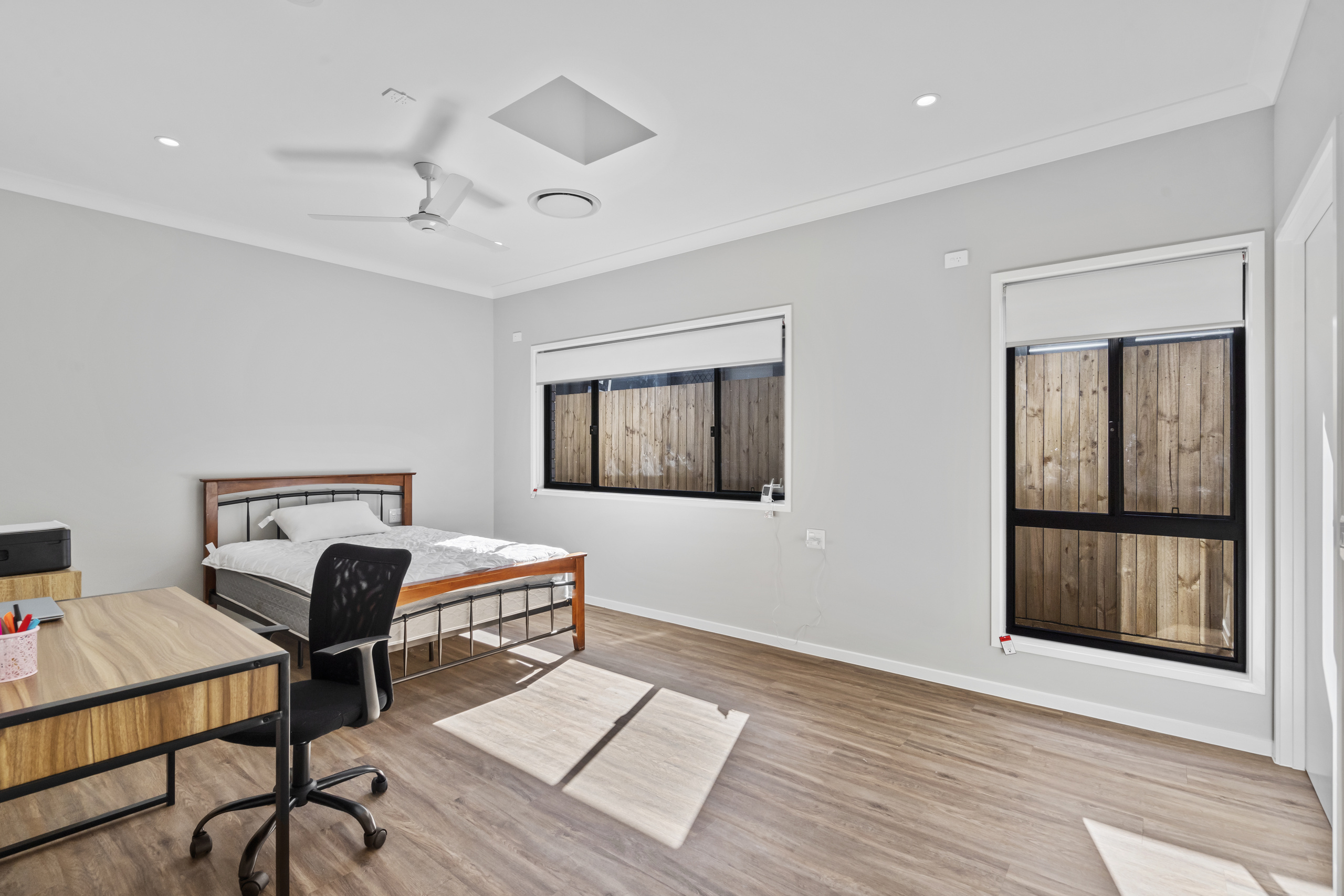 BIRKDALE, REDLAND QLD – HIGH PHYSICAL SUPPORT HOUSE — Home image 4