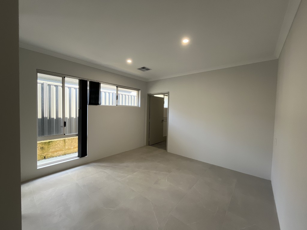 Find Comfort, Freedom & Community in Beautiful Lakelands — Home image 2