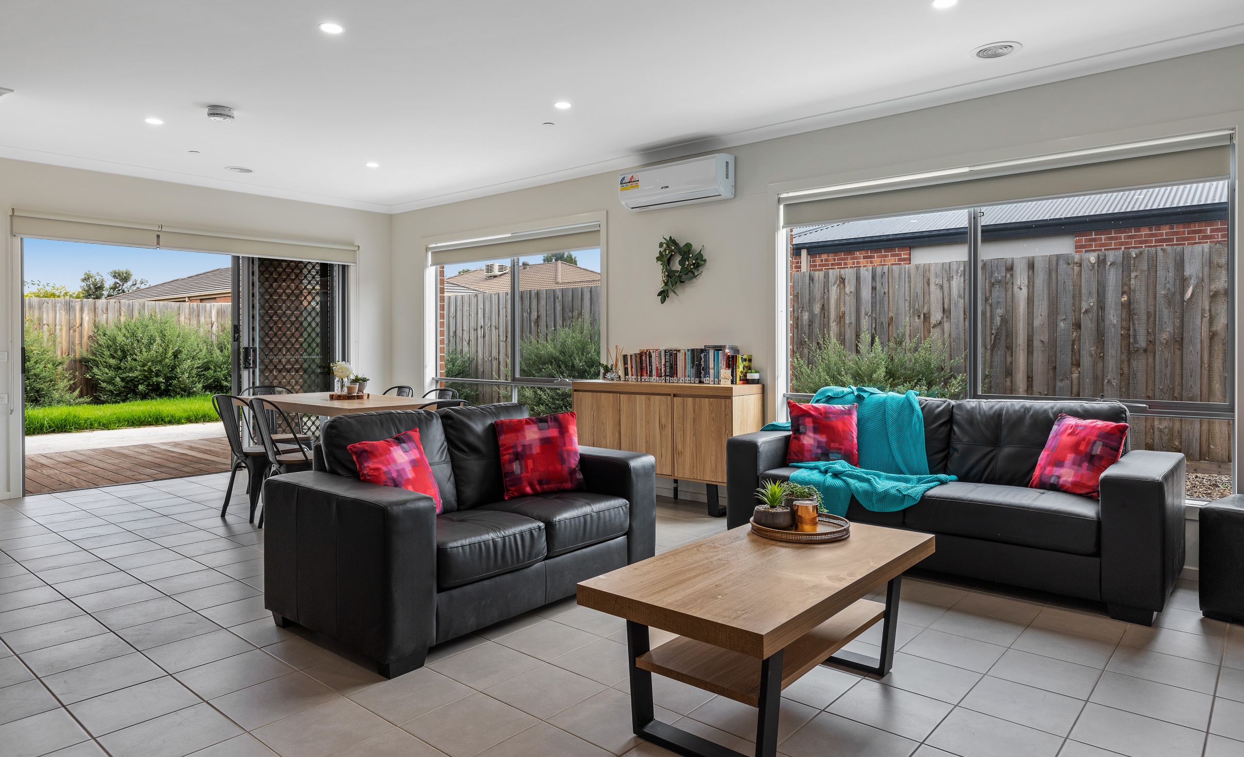 DEBONAIR, Craigieburn, VIC - HPS — Home image 2