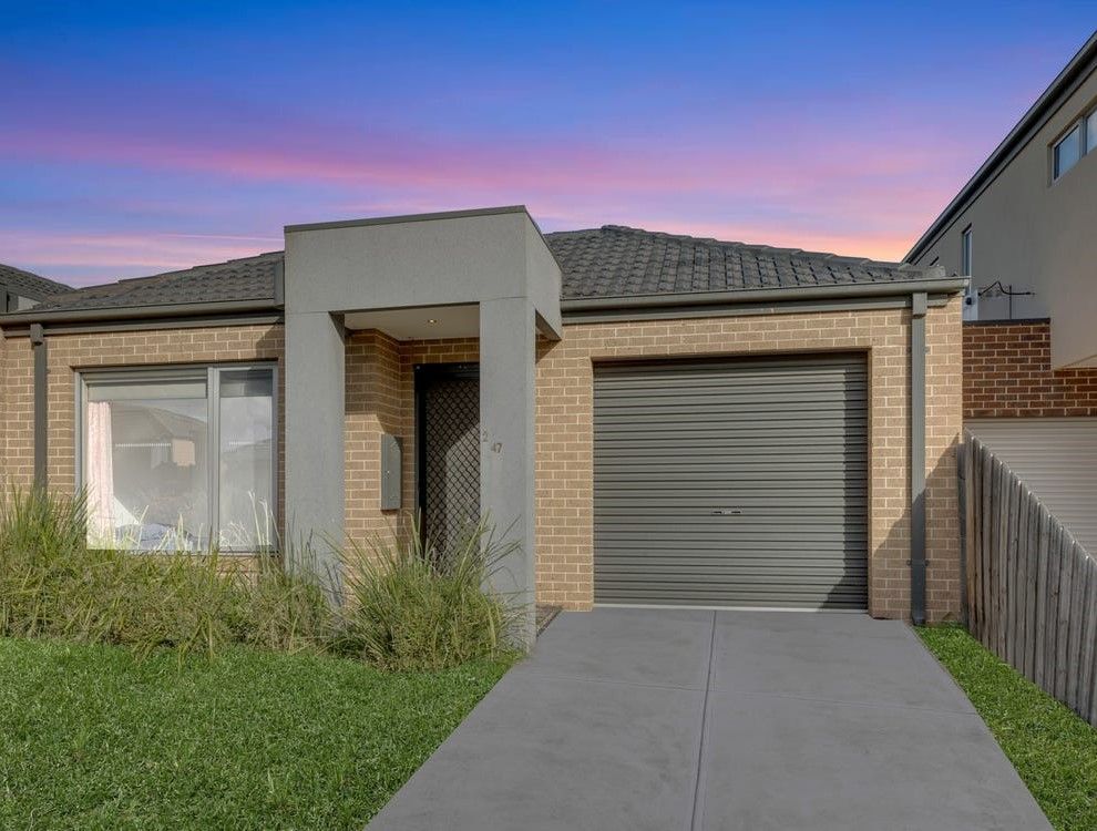Luxurious Disability Living in Tarneit 3029 Victoria, SIL Accommodation — Home image 8