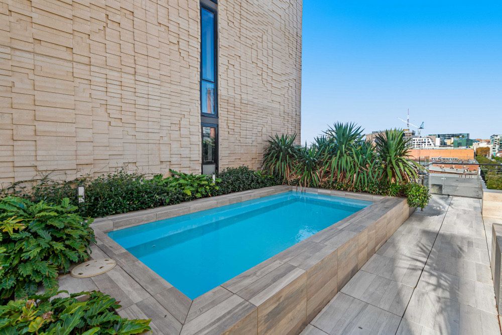 Charming 1-Bed Apartment with a Balcony — Home image 2