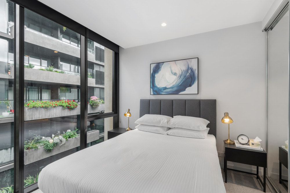 Charming 1-Bed Apartment with a Balcony — Home image 4