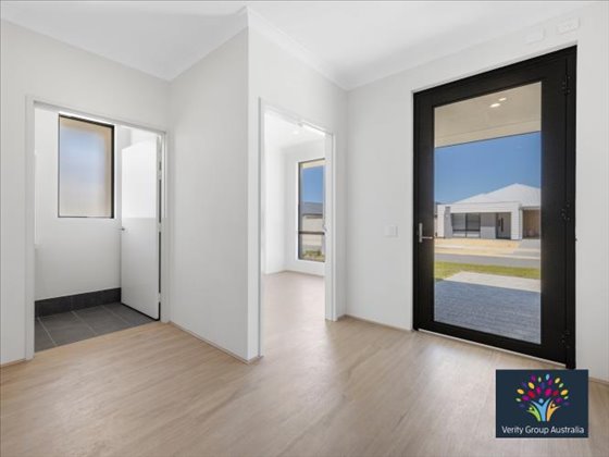 Peaceful Haven - Ready to move in! 3 Bed Furnished Home in Karnup — Home image 31