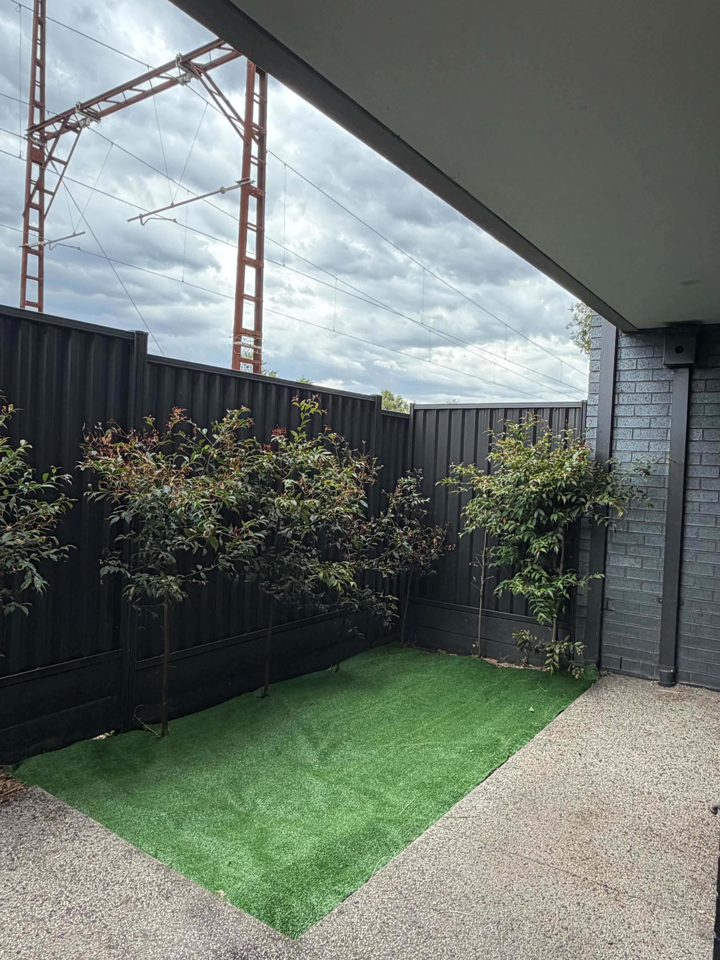 Fully Robust SIL - Furnished in Preston — Home image 2