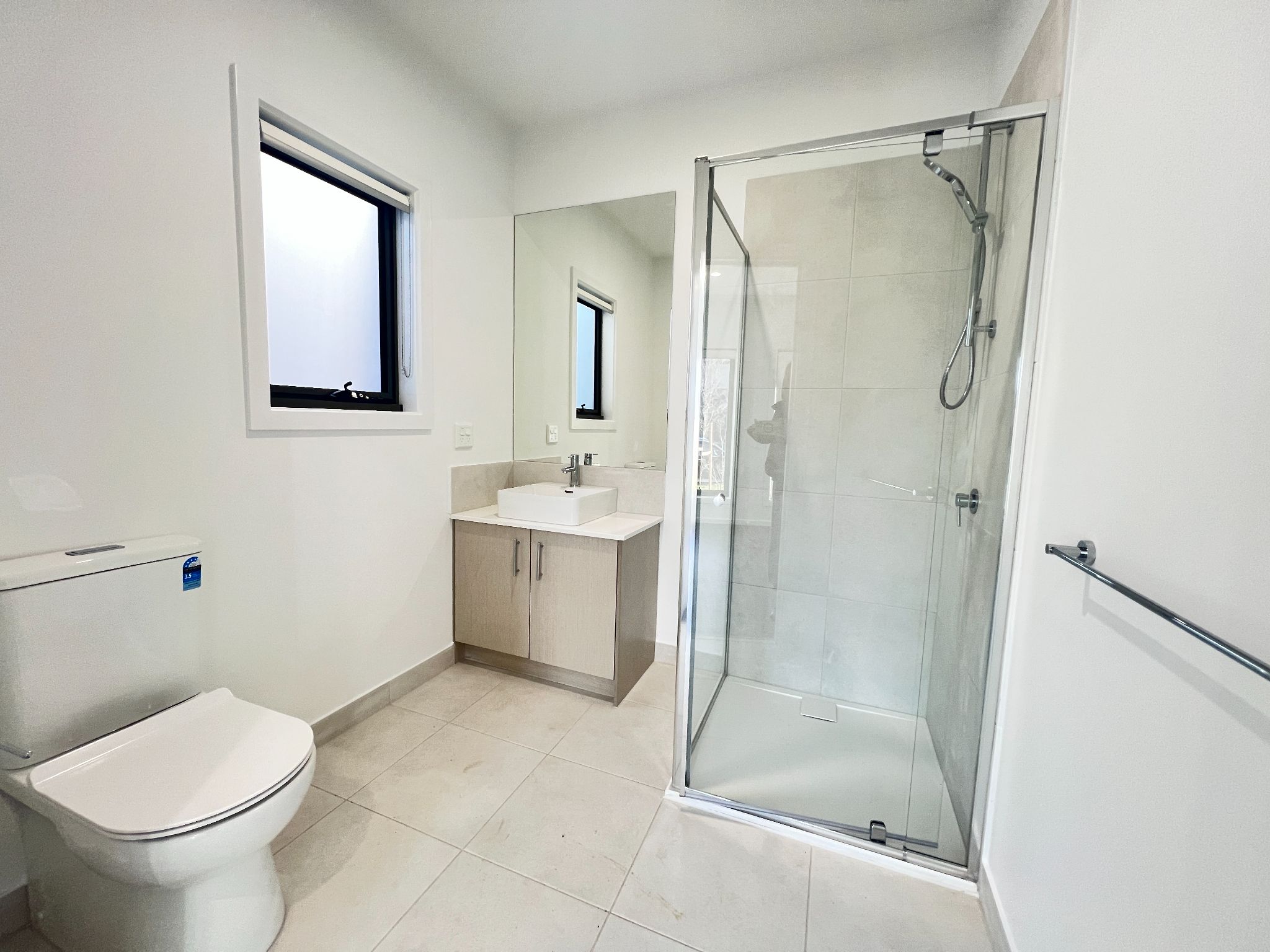 Safe, Durable & Comfortable Living in Clyde – 2+OOA Robust SDA Home — Home image 7