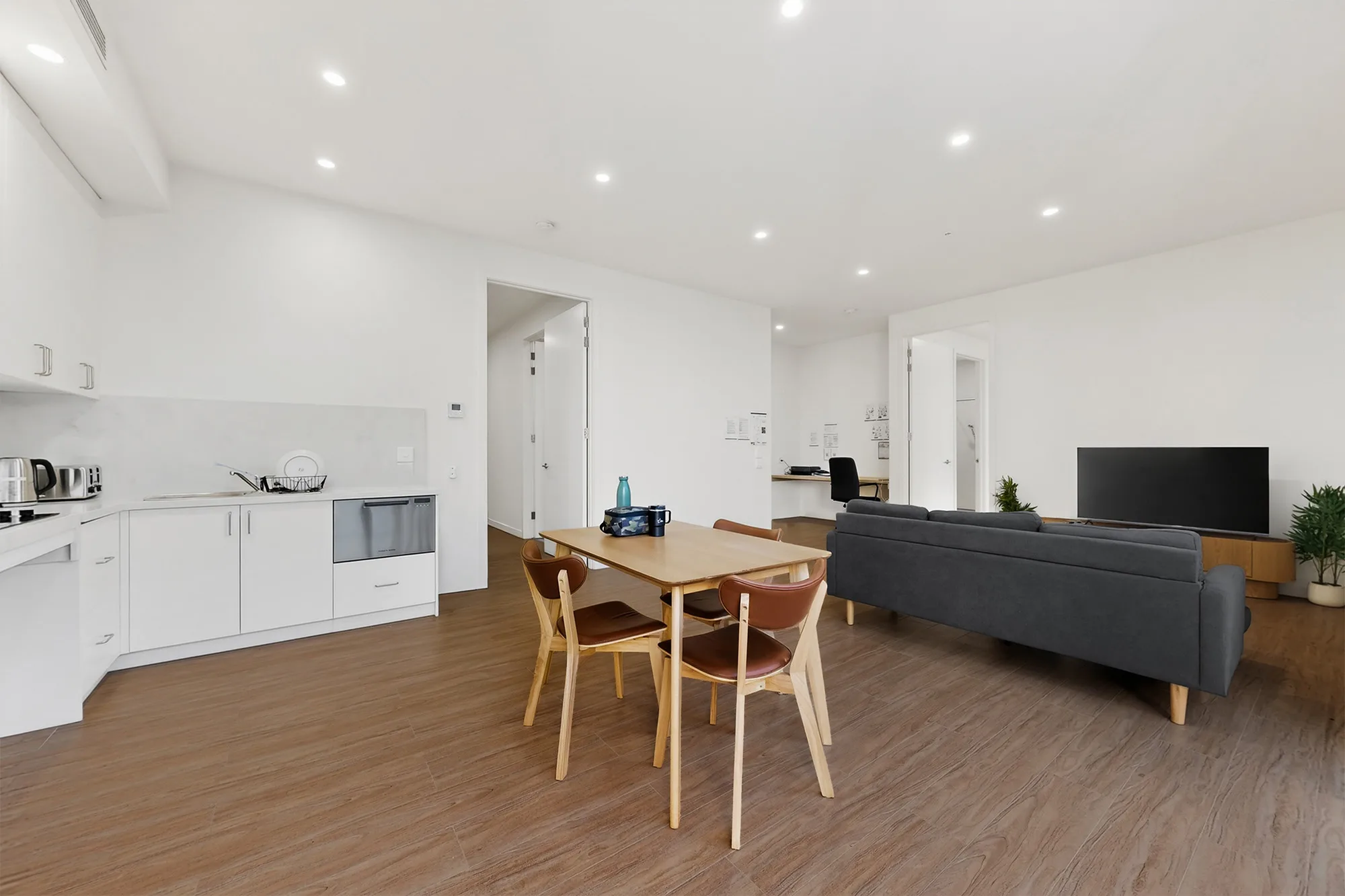 Bulleen HPS IL FA Category SDA - 3 Ensuites + OOA — Home image 8