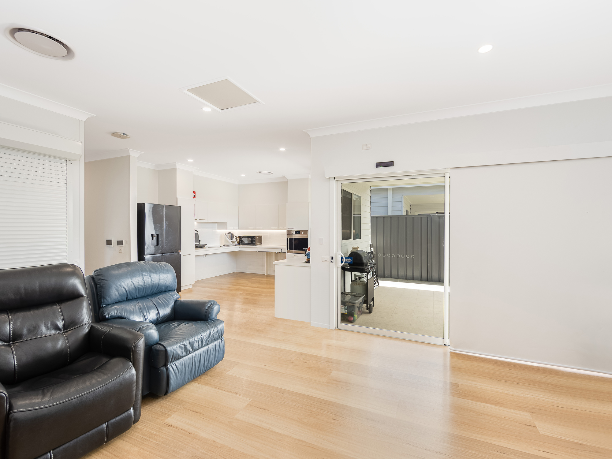 Accessible Living in Beautiful Lake Macquarie – SDA High Physical Support Home — Home image 8