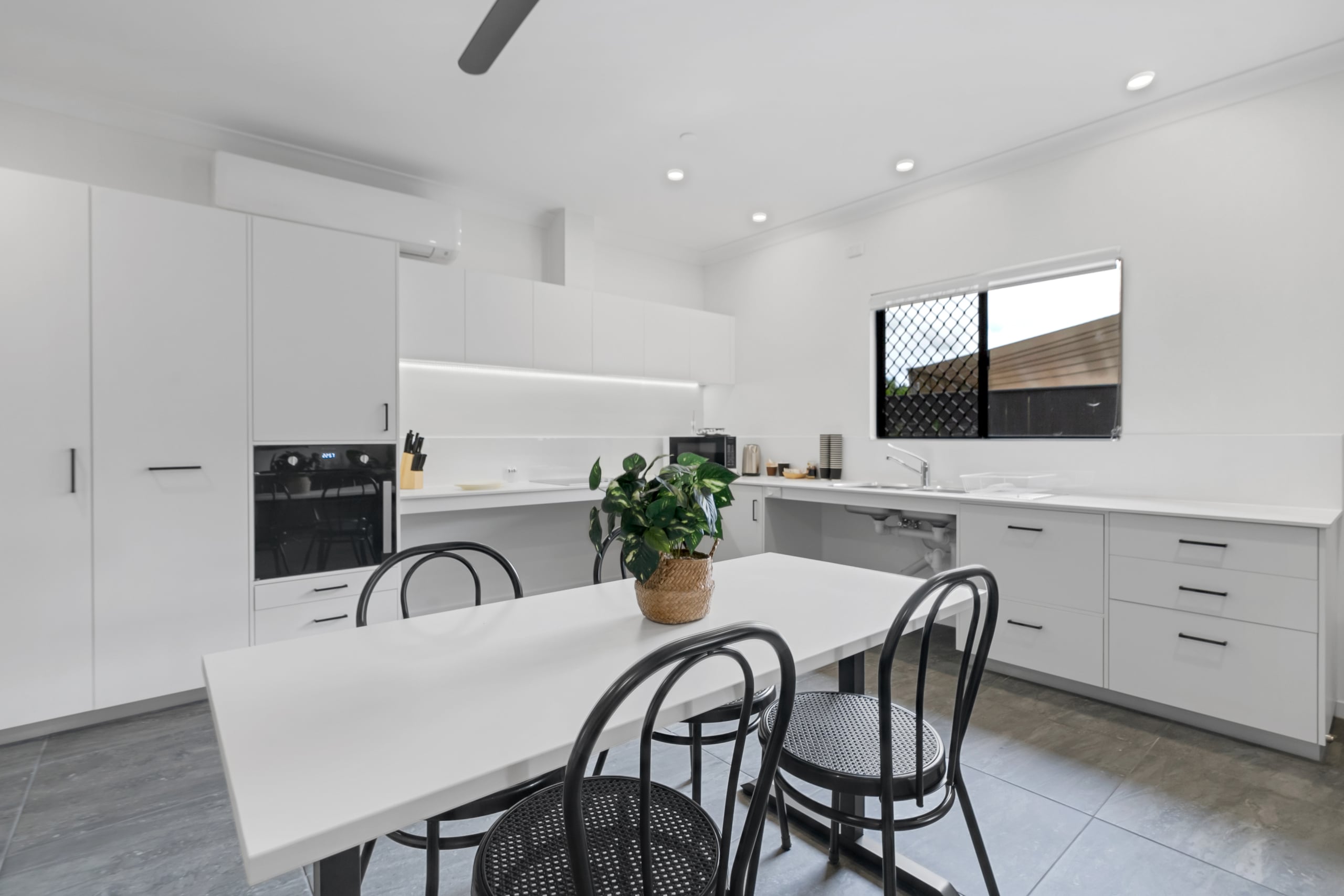 Mossman SDA – close to everything! — Home image 7