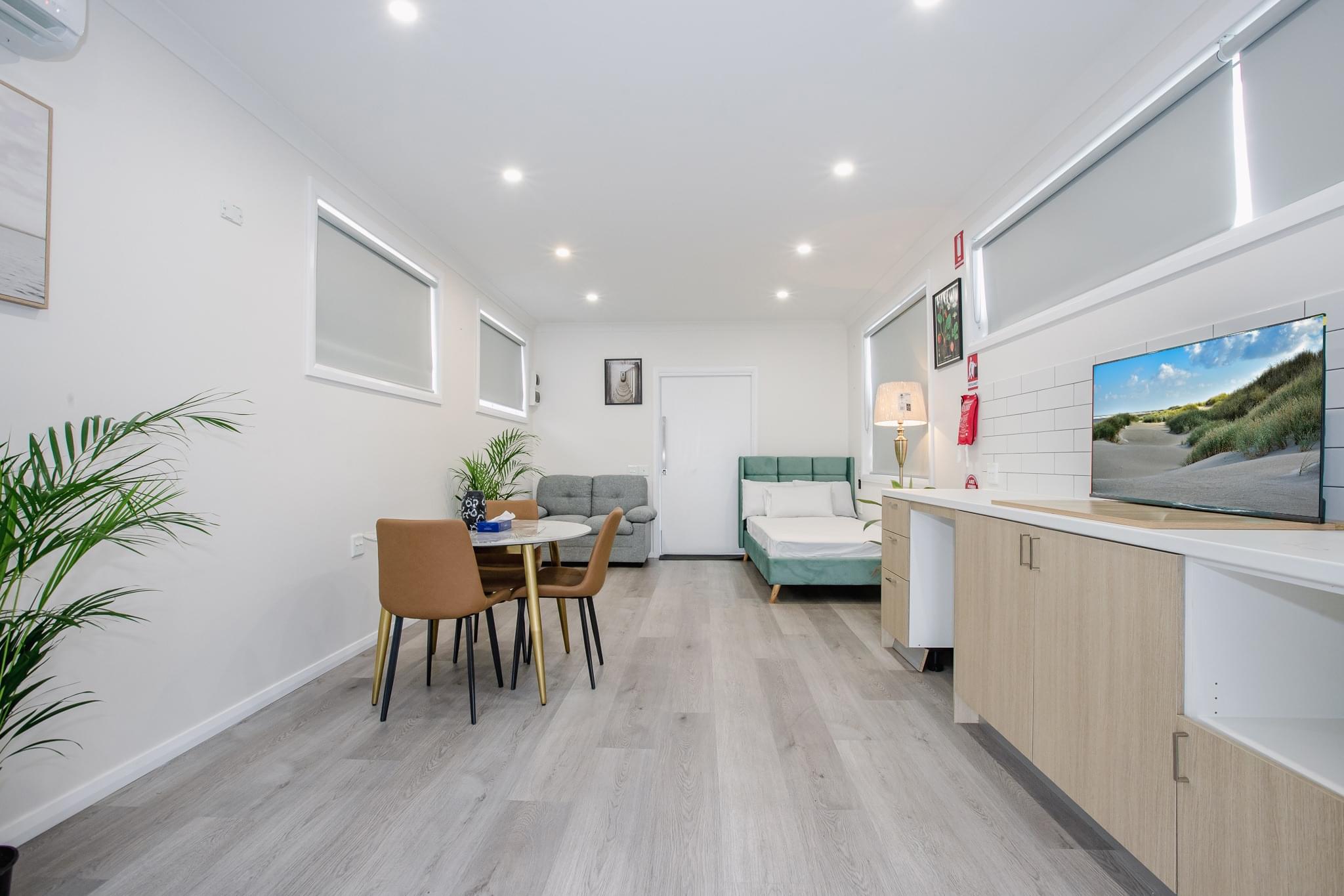 Well-Designed Studio-Style SIL Home for Comfortable Living — Home image 3