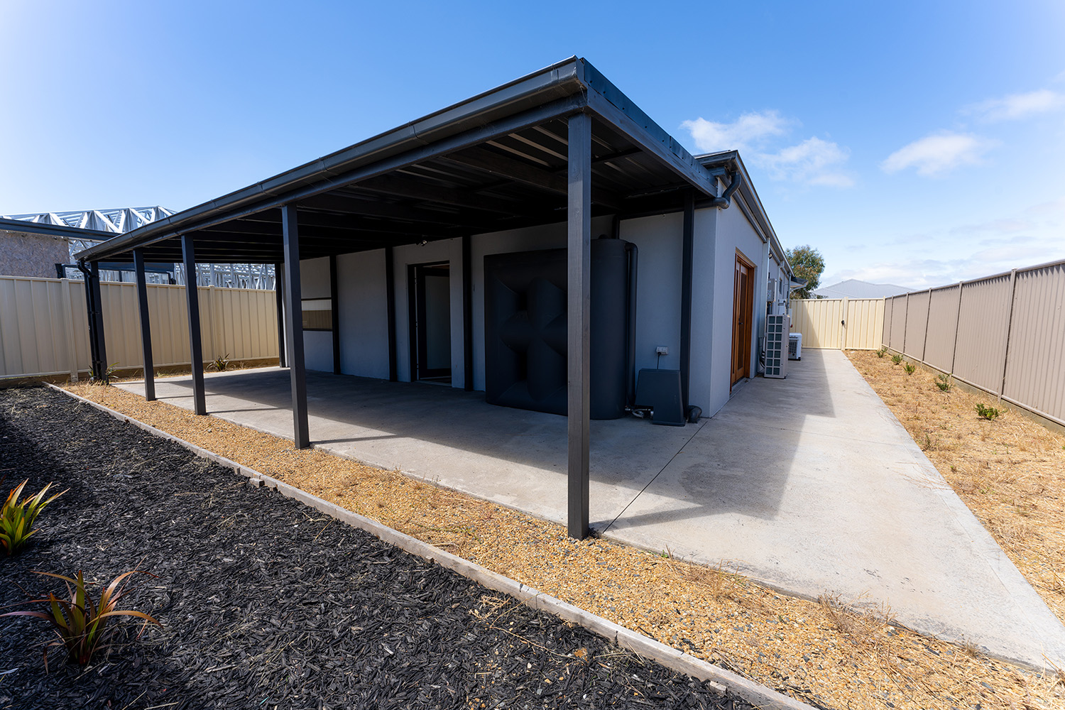 New 2-Bedroom Home with Private Courtyard and Onsite Support in Winter Valley — Home image 3