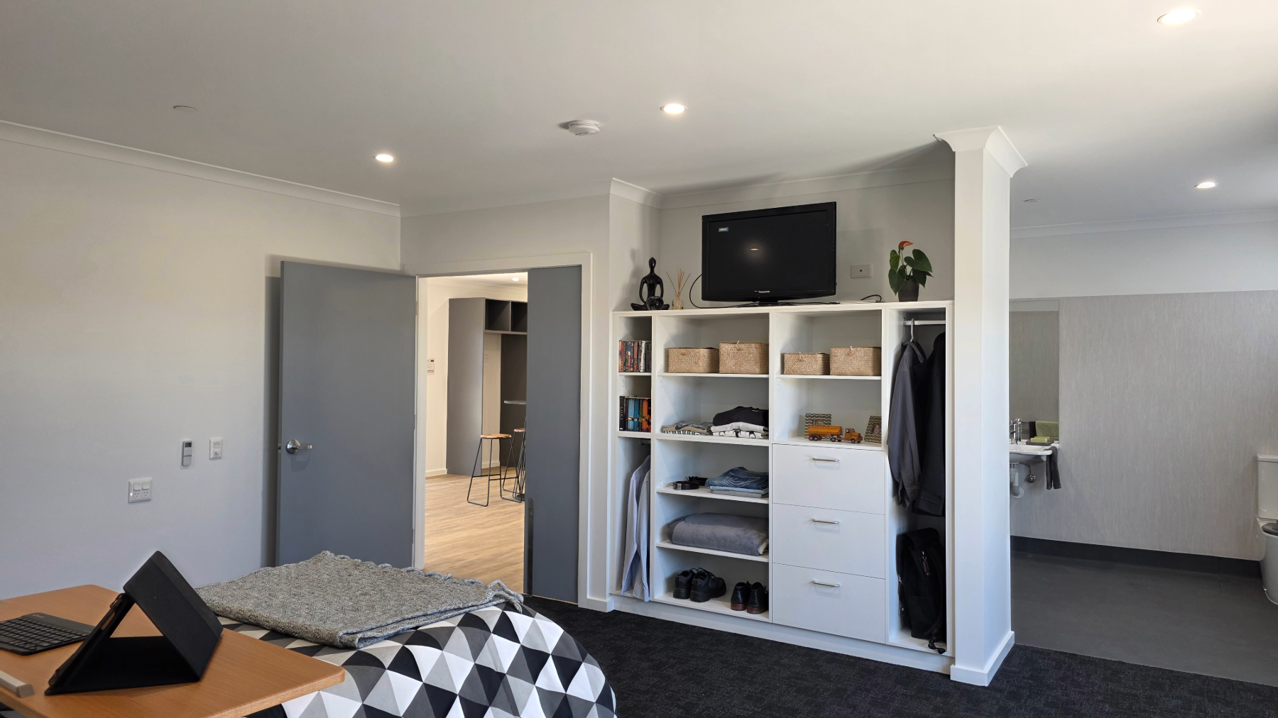 SDA HPS 3 Bedroom House plus OOA Seymour, Vic  147 — Home image 10