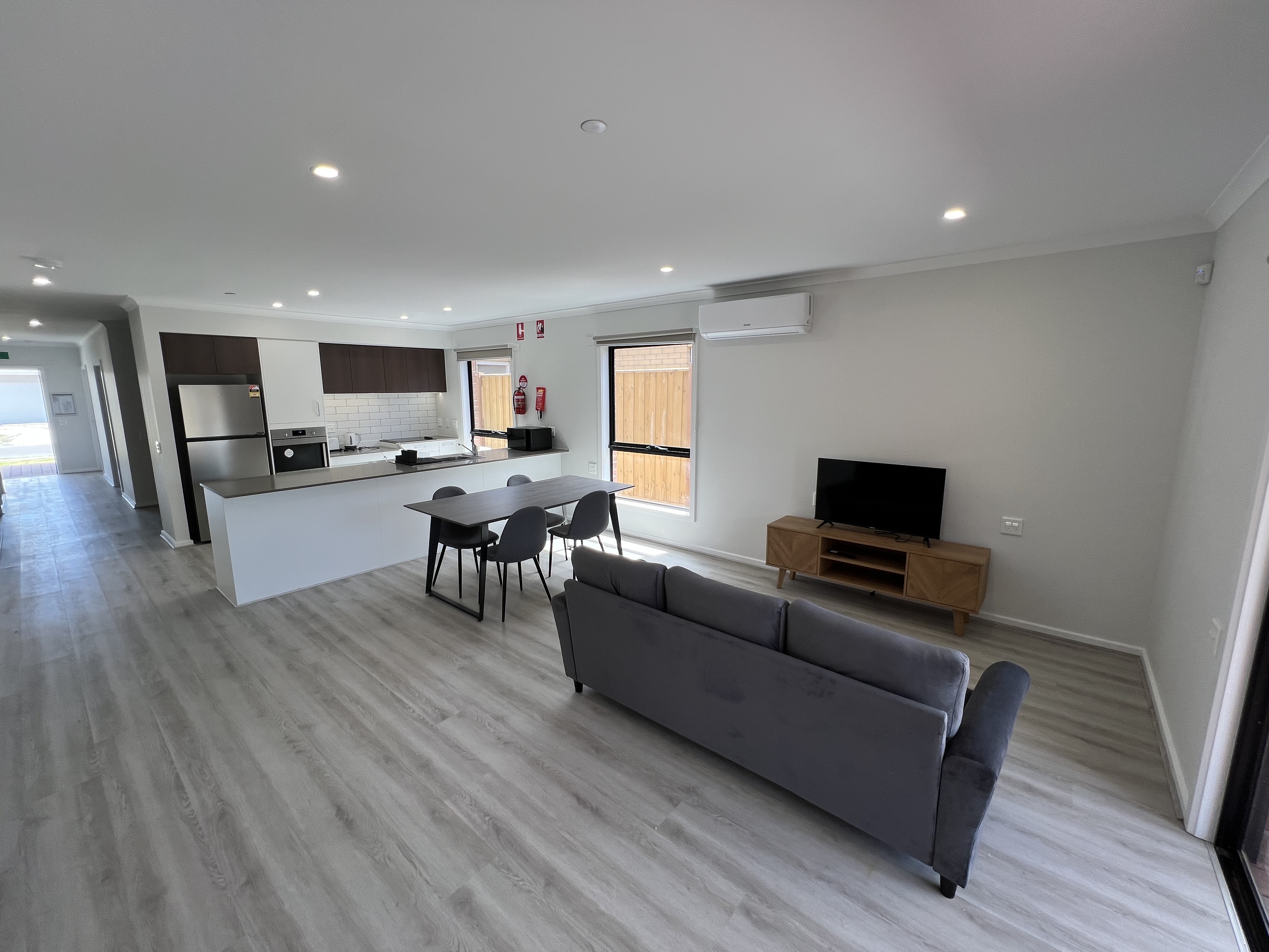 Sunbury — Home image 4