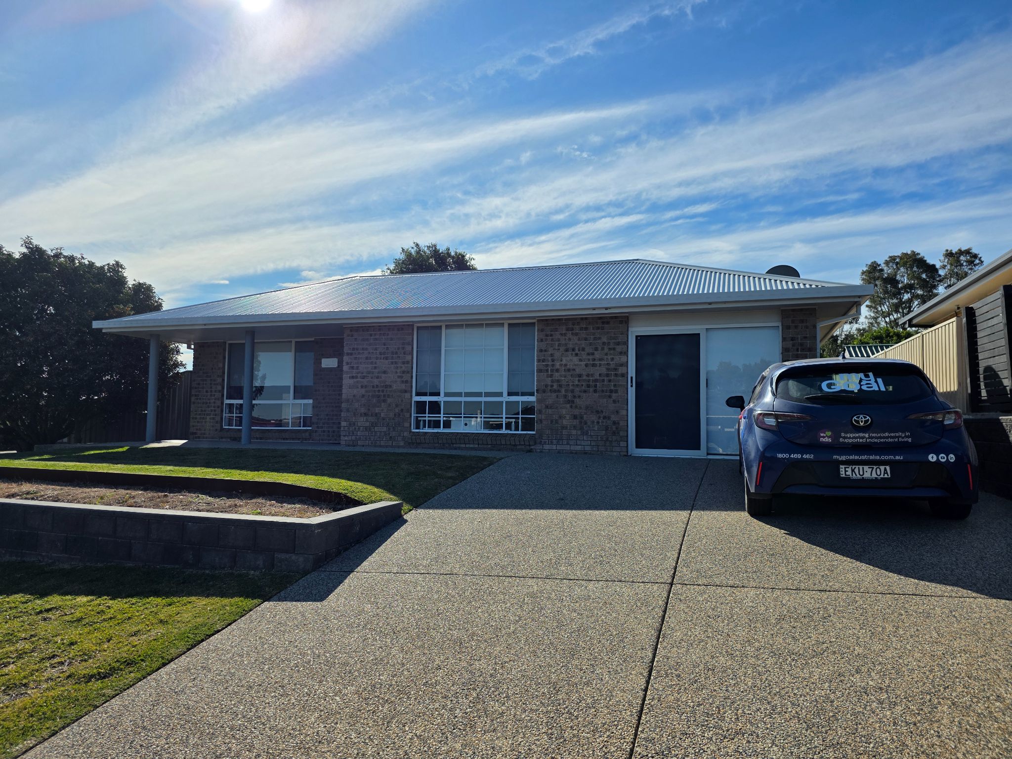 Newly renovated semi-robust home (2:1 / 1:1 / 1:2 Vacancy available for immediate occupancy) – Rutherford NSW — Home image 3