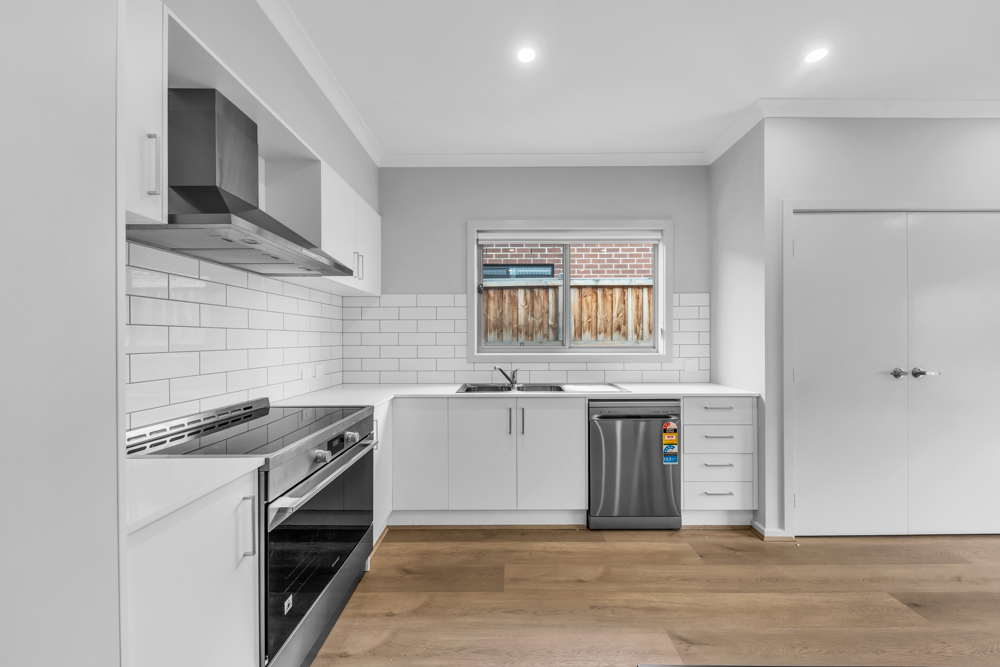 Robust SDA | Two Independent Living Environments | OOA Included — Home image 11