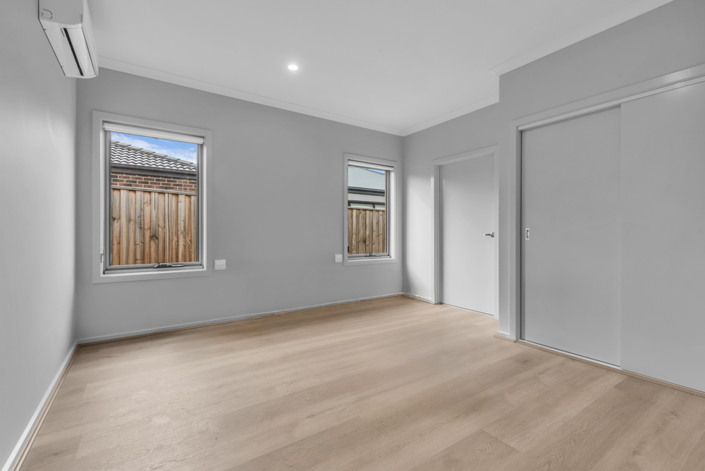 Robust SDA | Two Independent Living Environments | OOA Included — Home image 16