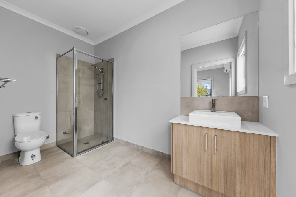 Robust SDA | Two Independent Living Environments | OOA Included — Home image 22