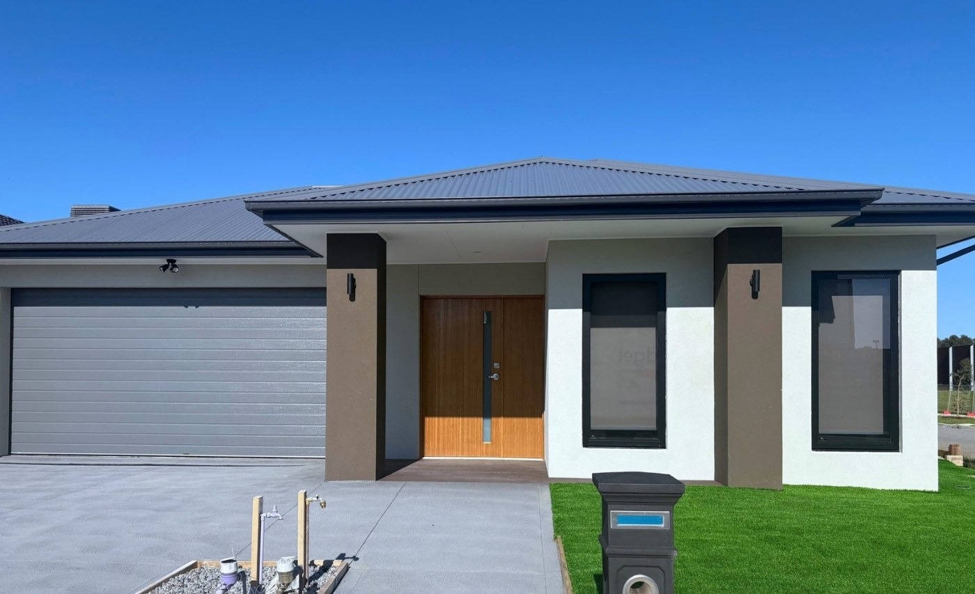 Officer, VIC — Home image 5
