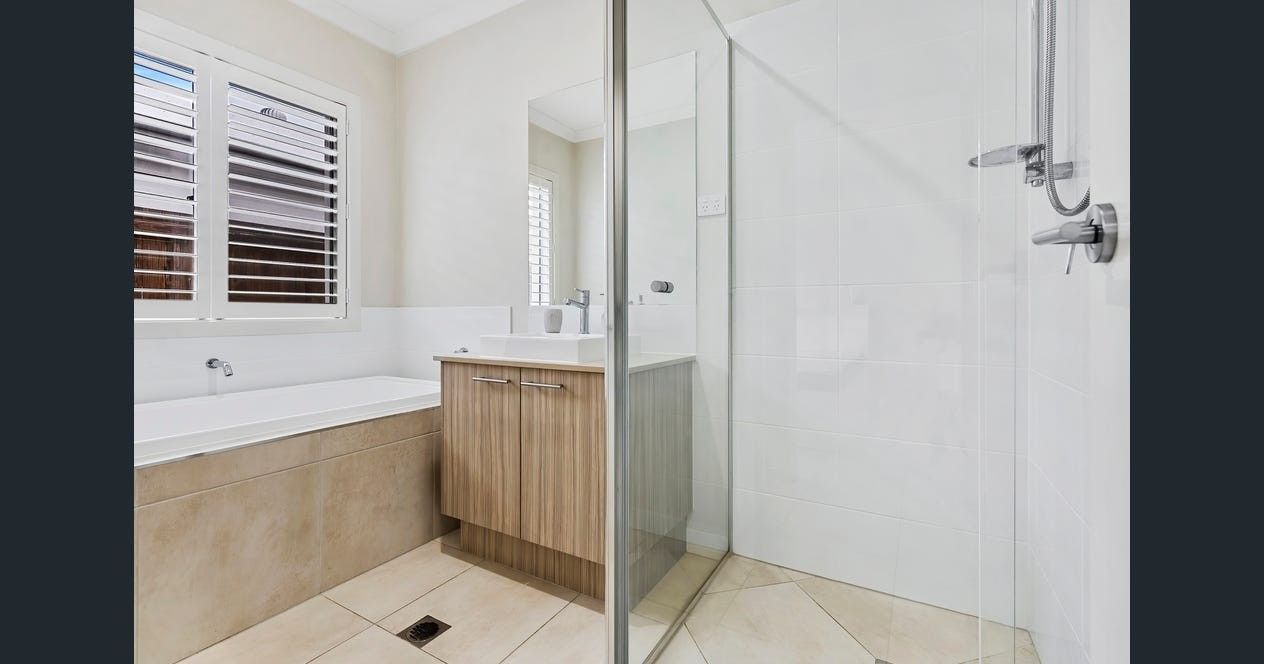 Available now! In the heart of Nirimba Support ratio 1:3 - others considered — Home image 4