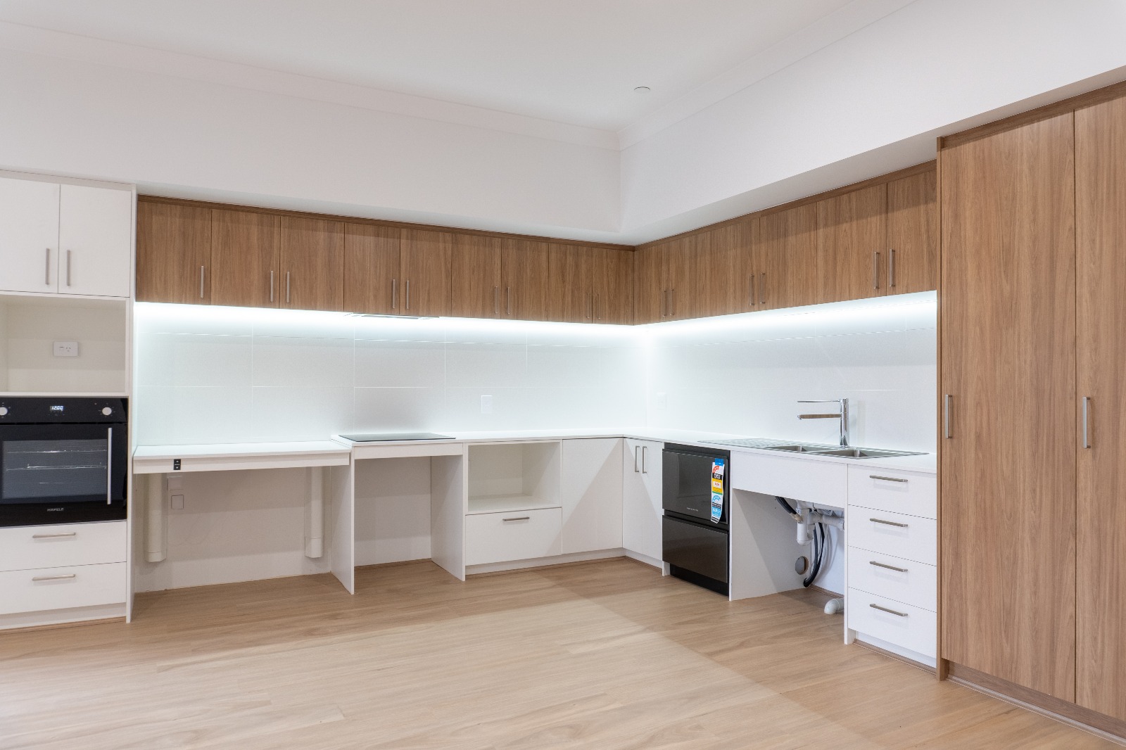 Stylish New Build Opposite Tranquil Greenery — Home image 5