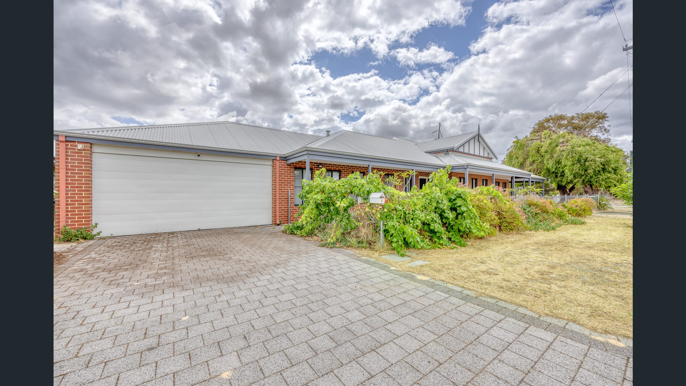 Beautiful SIL Home fully accessible — Home image 2