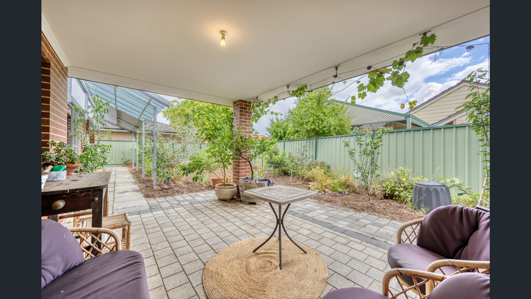 Beautiful SIL Home fully accessible — Home image 16