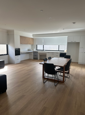 2 vacancies - Daly St, Belmont — Home image 4
