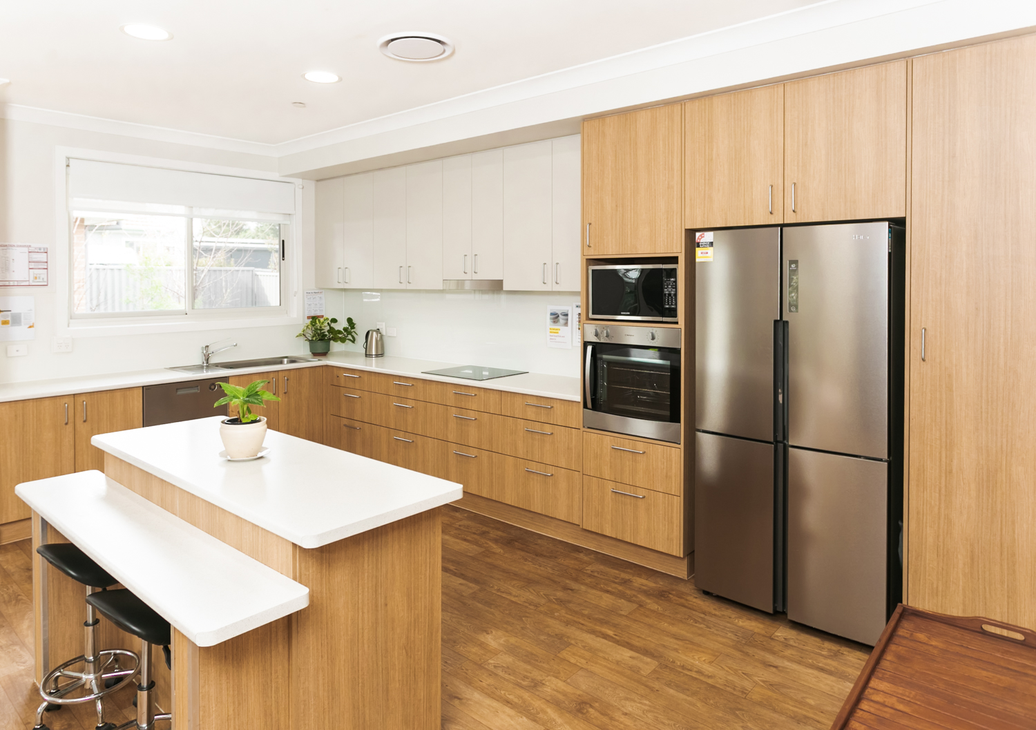 Stunning purpose-built house in East Maitland, Hunter — Home image 9