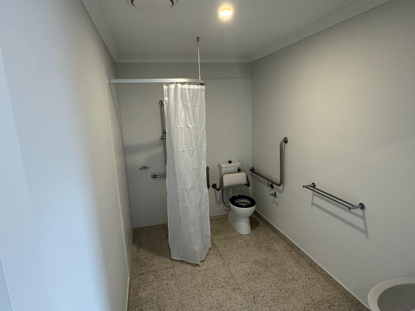 HPS SDA 3 BEDROOM HOUSE AVAILABLE IN ST. ALBANS — Home image 7
