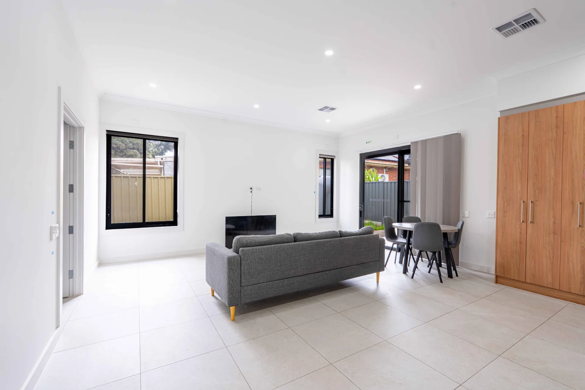 Gumbrae Avenue — Home image 3