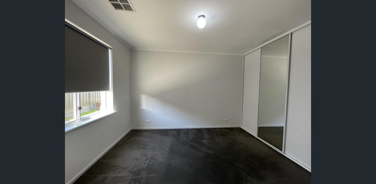 House in Sturt with 18 year old female housmate! — Home image 3