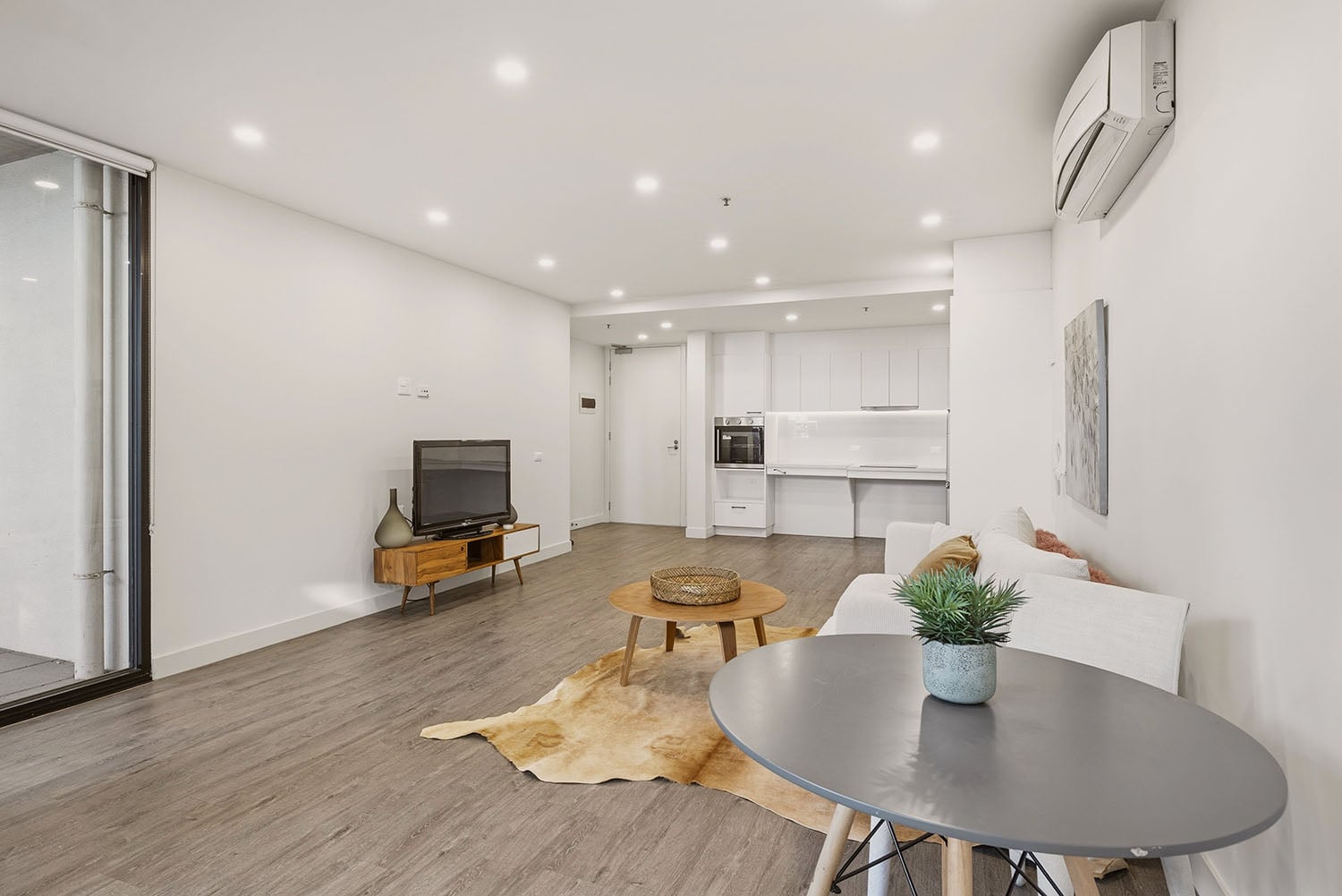 Modern High Physical Support Living in the Heart of Brunswick — Home image 3