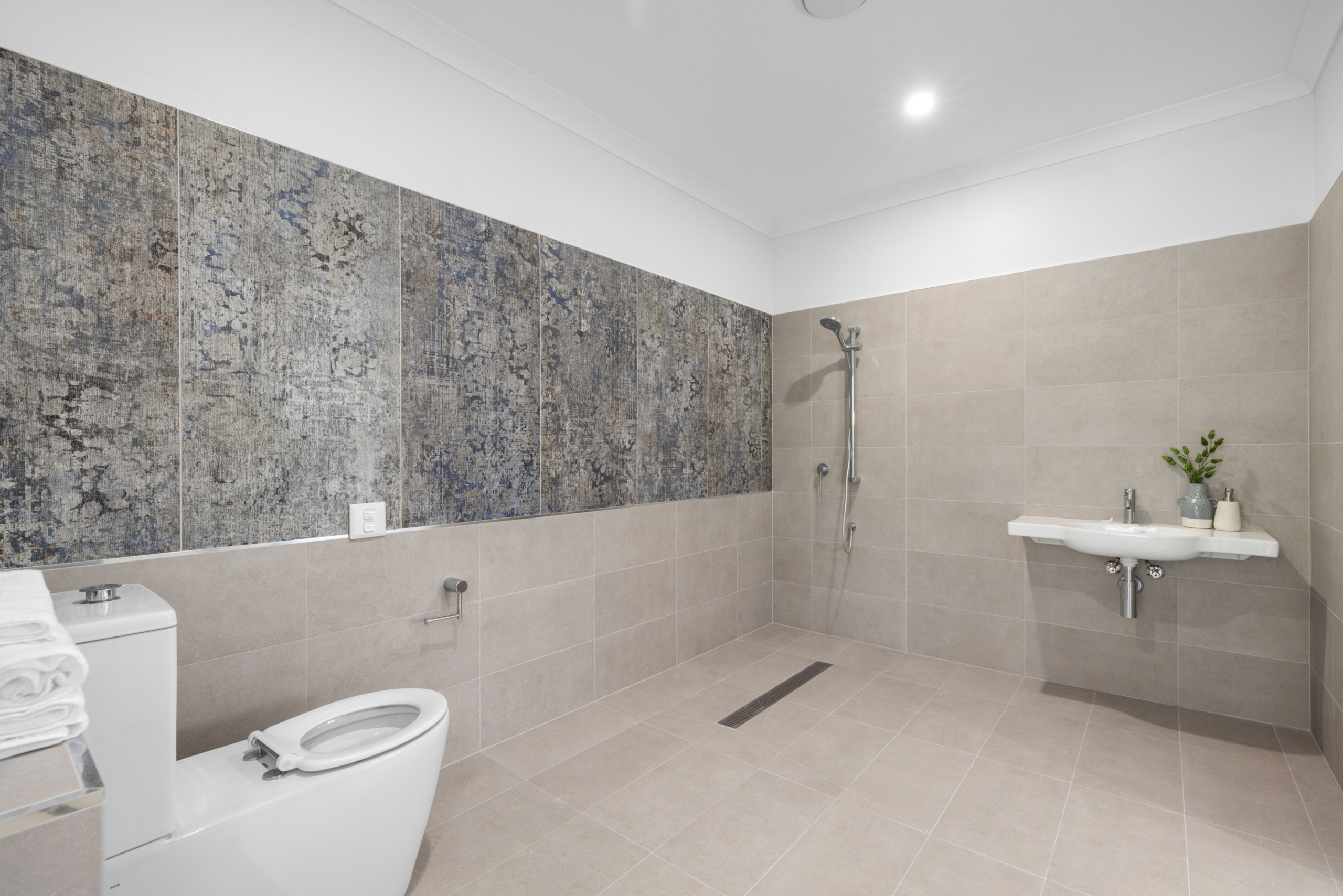CABOOLTURE QLD – HPS APARTMENT — Home image 4