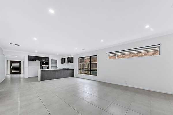 🙋‍♀️🙋‍♂️ Modern New Spacious SIL/Respite/MTA in Lalor — Home image 3