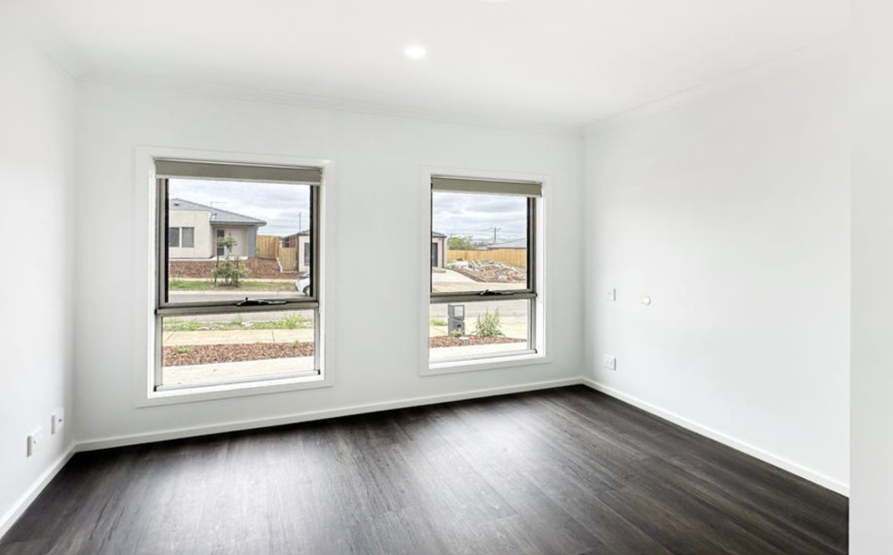 3 BR 2 RES Robust SDA House with OOA – Darley VIC — Home image 4