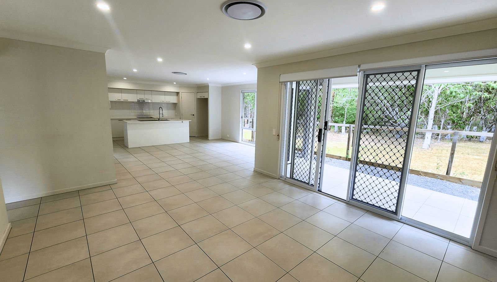 ROSEWOOD - SIL,MTA, STA — Home image 2