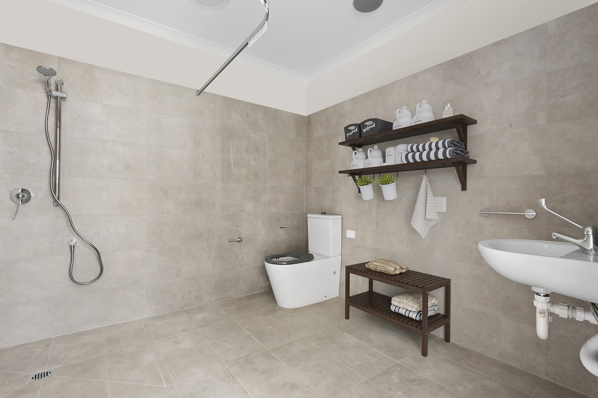 Prime Location Situated at Surf Coast Highway — Home image 4