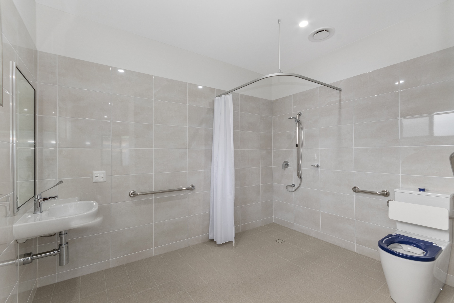 AVAILABLE - 2 x 2 Duplex, SDA High Physical Support — Home image 10