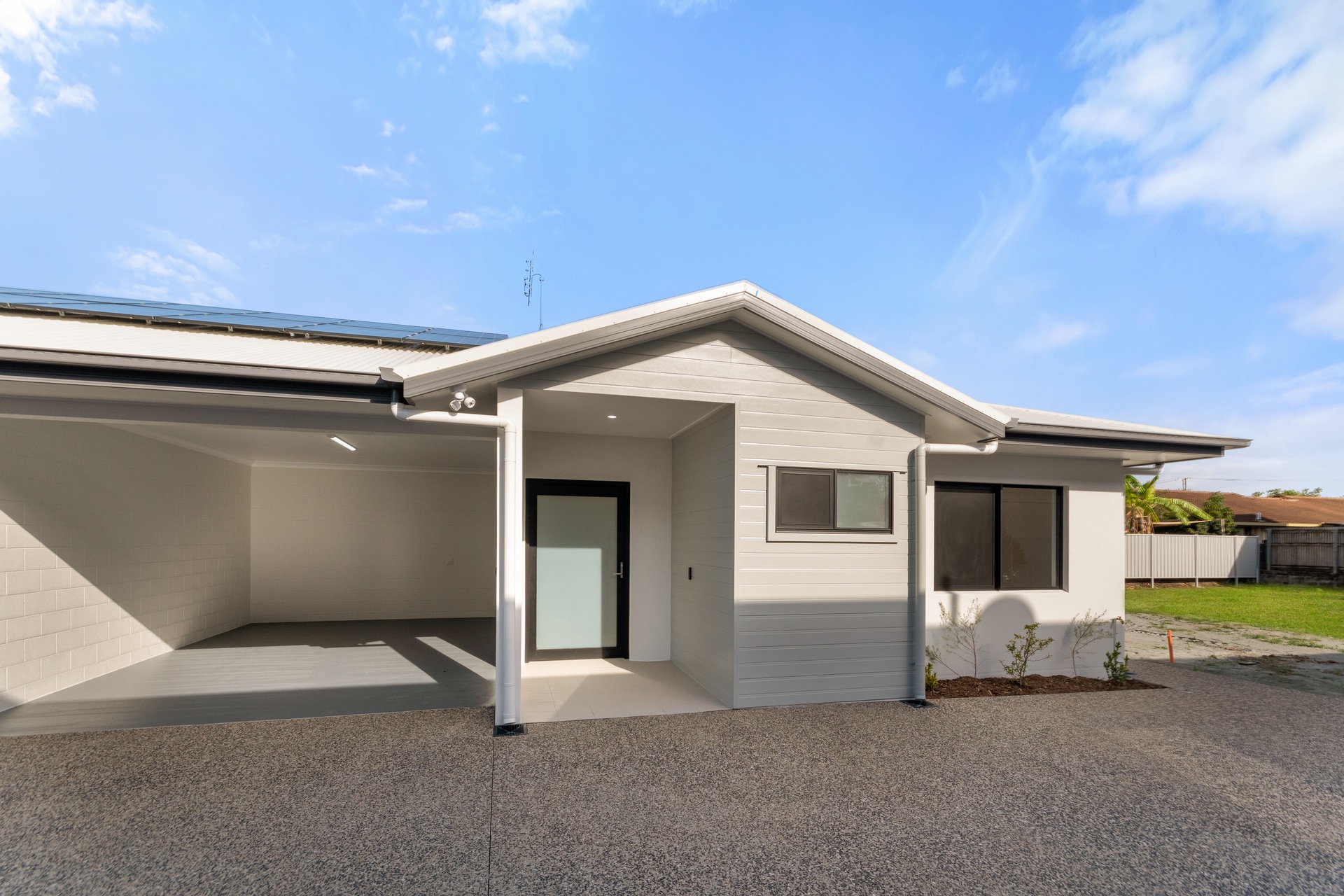 AVAILABLE - 2 x 2 Duplex, SDA High Physical Support — Home image 11