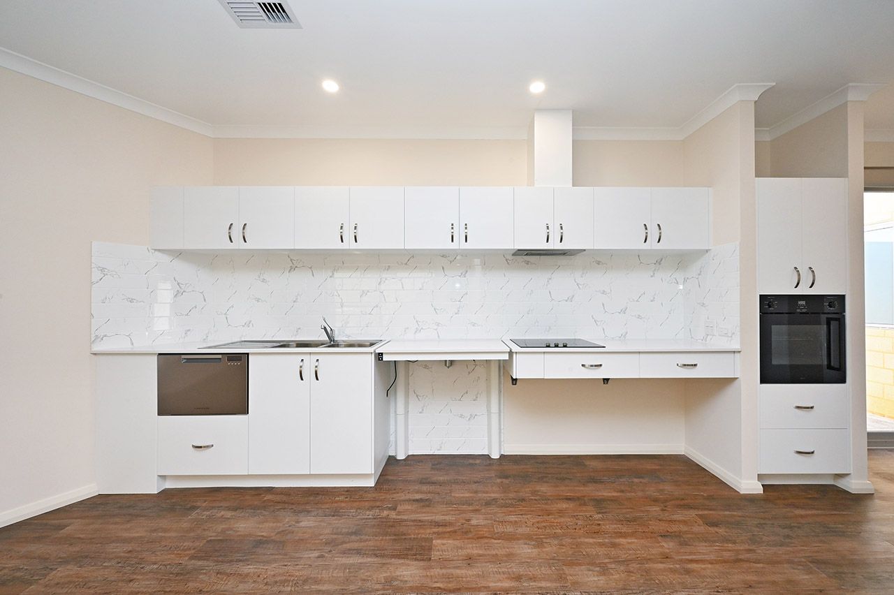 Solo Parkside Villa Living in Balga — Home image 4