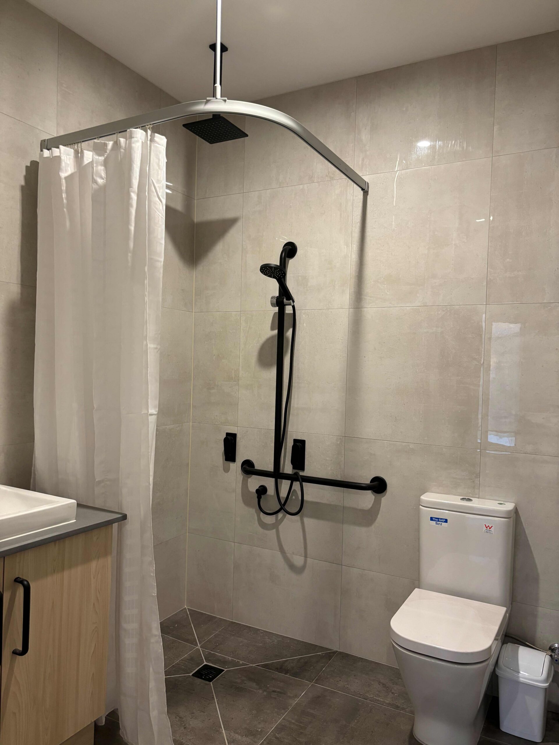 Winter Valley, Ballarat: Improved Liveability house — Home image 3
