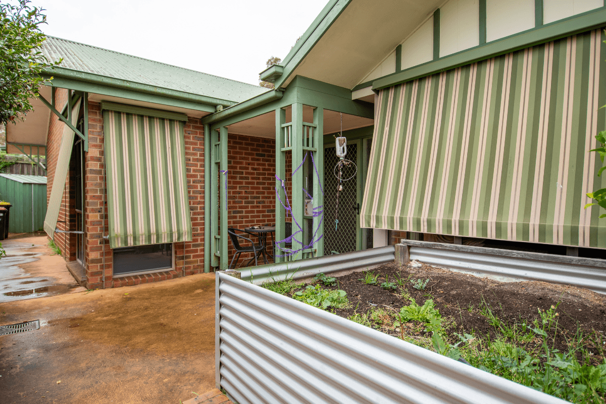 Create a lifestyle of convenience and tranquillity in this Maffra home — Home image 8