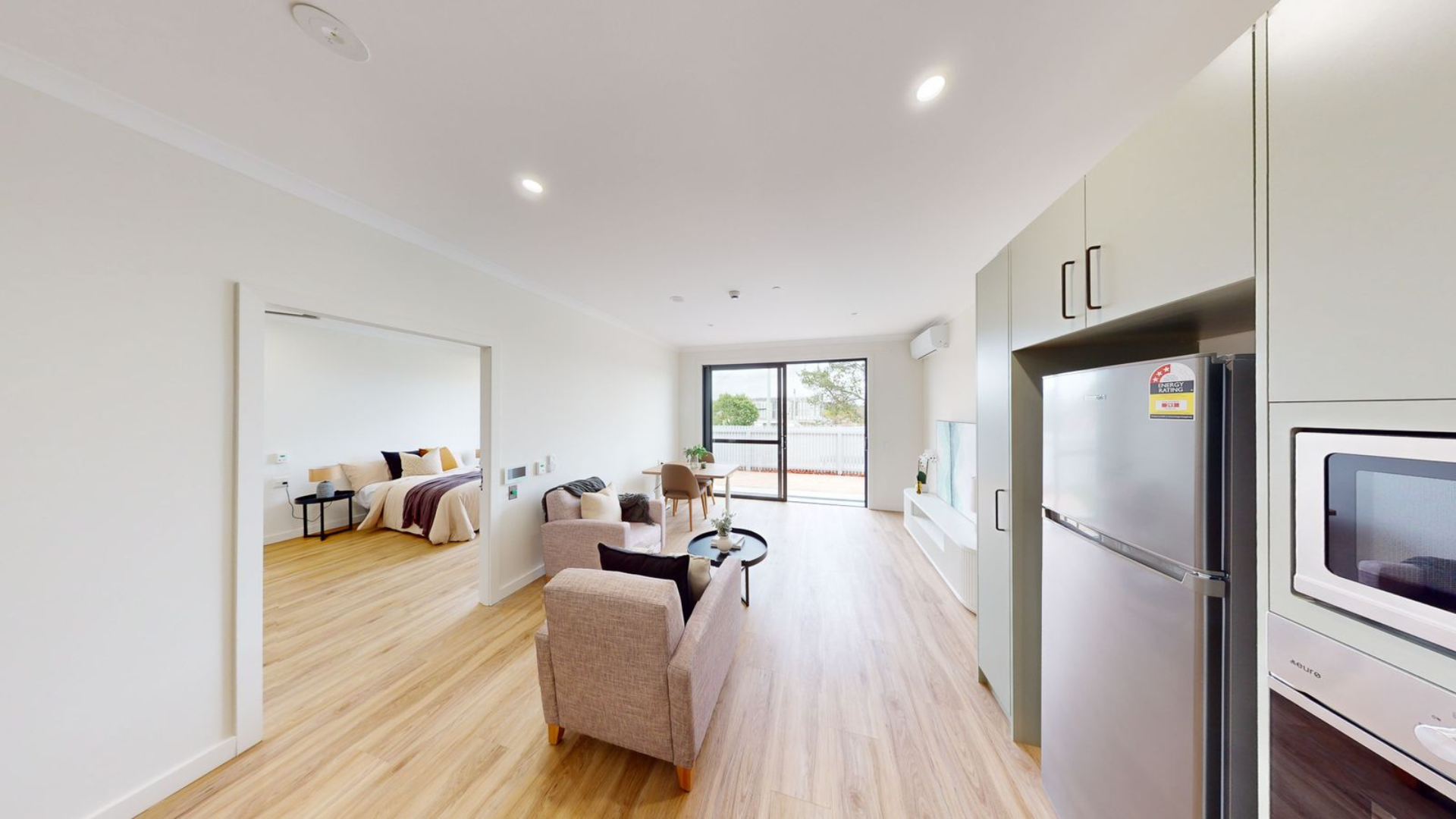 Modern, Functional Architecture, Bradbury NSW 2560 — Home image 9