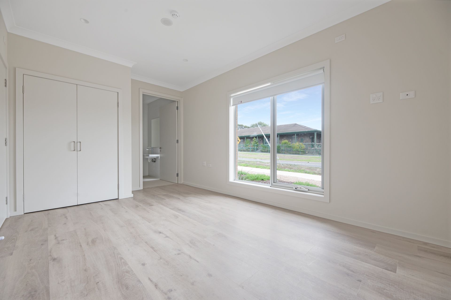 Now Available in Sunbury – Stunning 2-Bedroom Shared Home — Home image 7