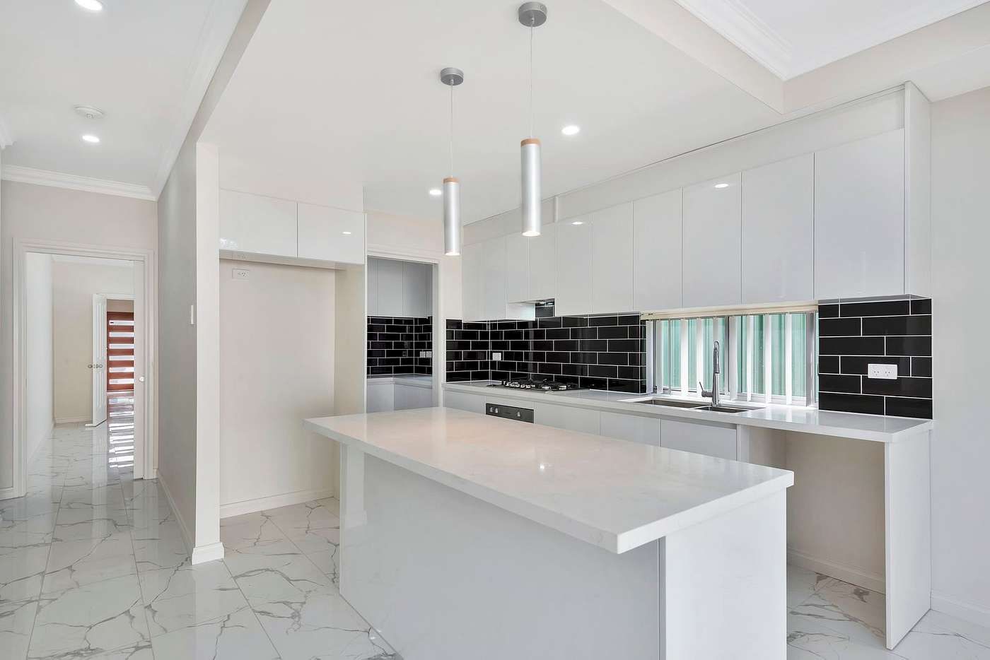 MODERN (SIL/MTA) SHARED HOUSING - INGLE FARM — Home image 3