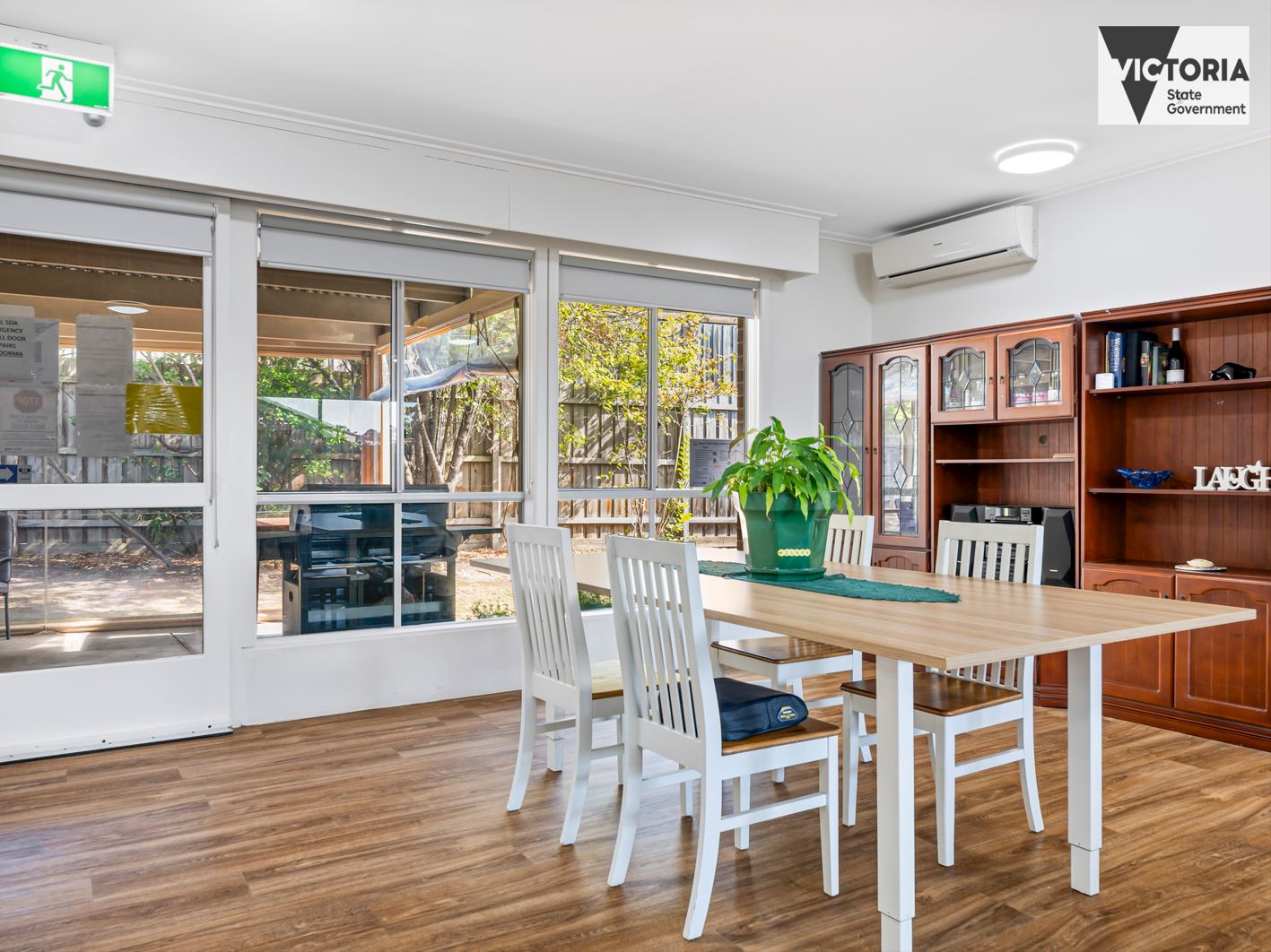 Room available in spacious Fully Accessible Croydon home — Home image 10