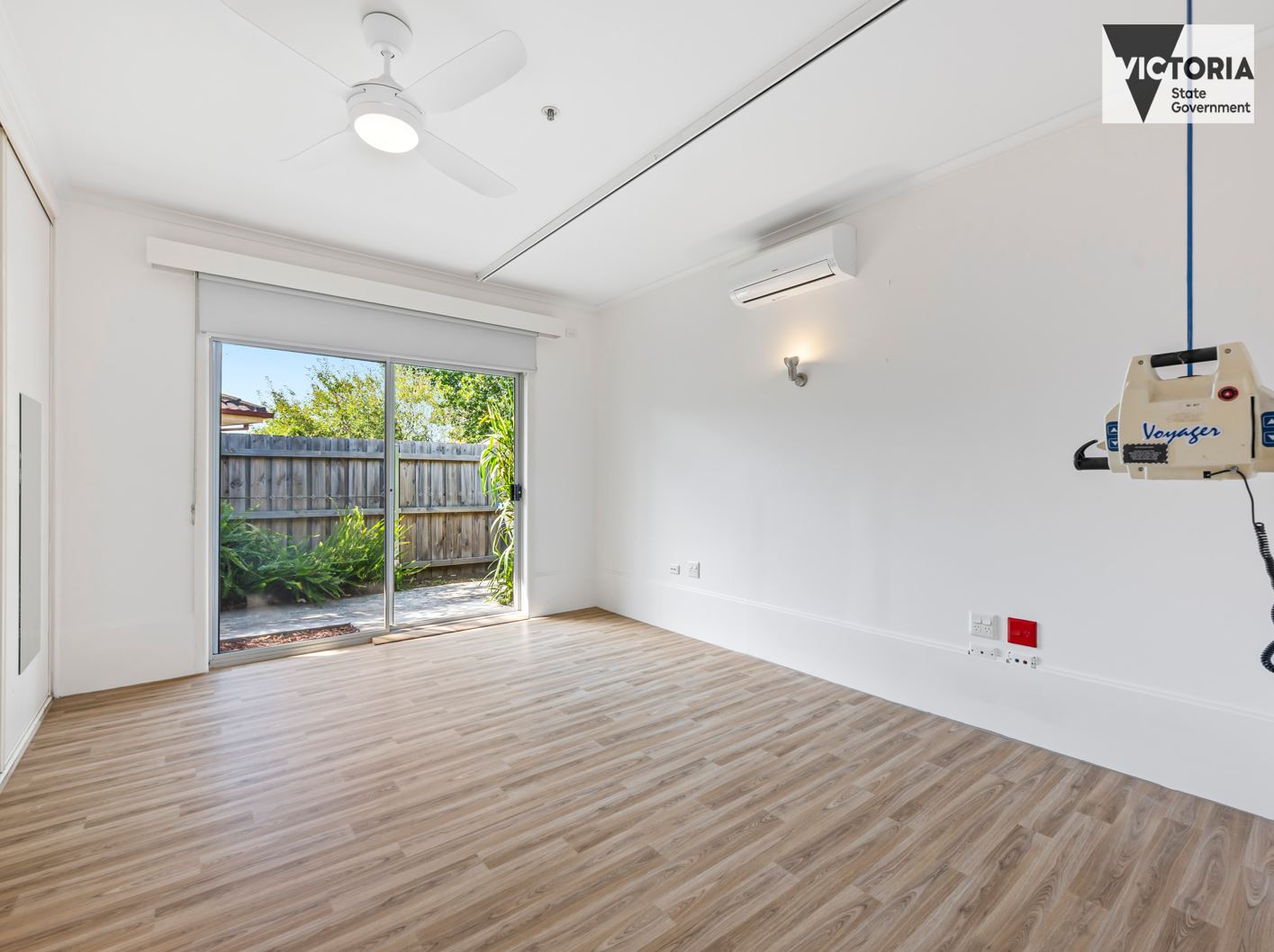 Room available in spacious Fully Accessible Croydon home — Home image 13