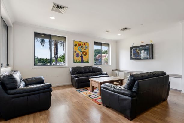 St Marys: Modern home located in quiet street — Home image 3